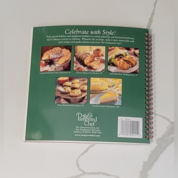 Cookbooks - Picture 3 of 5